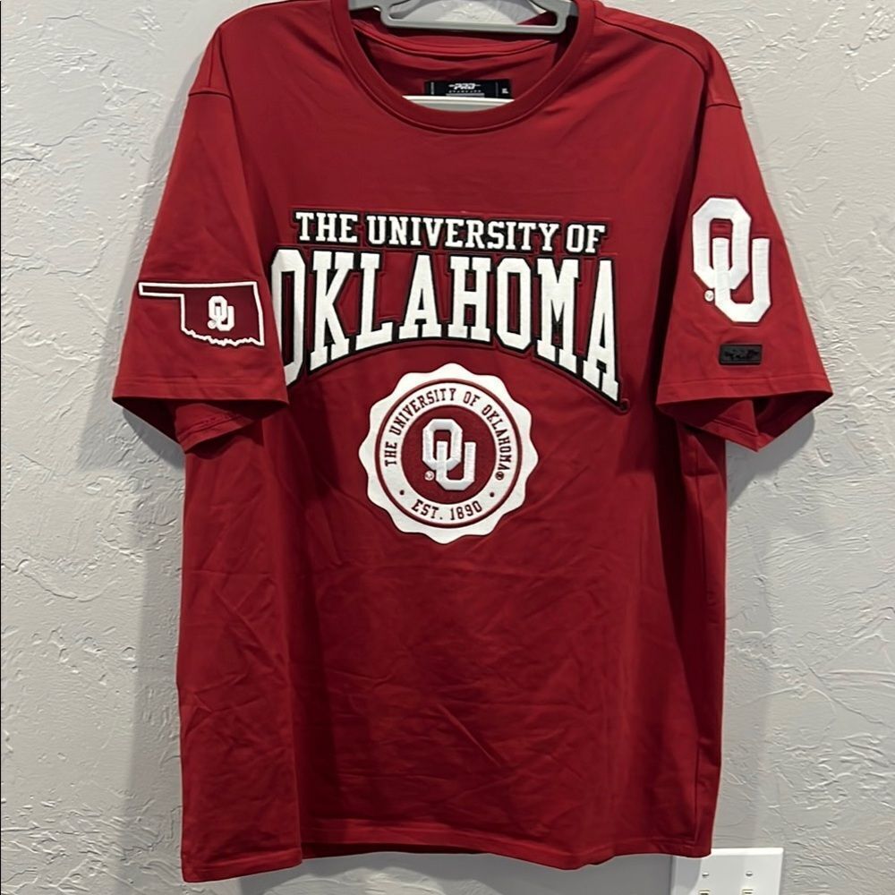 🔥🏈 University of Oklahoma SOONERS Embroidered Quality College Tee XL - PERFECT
